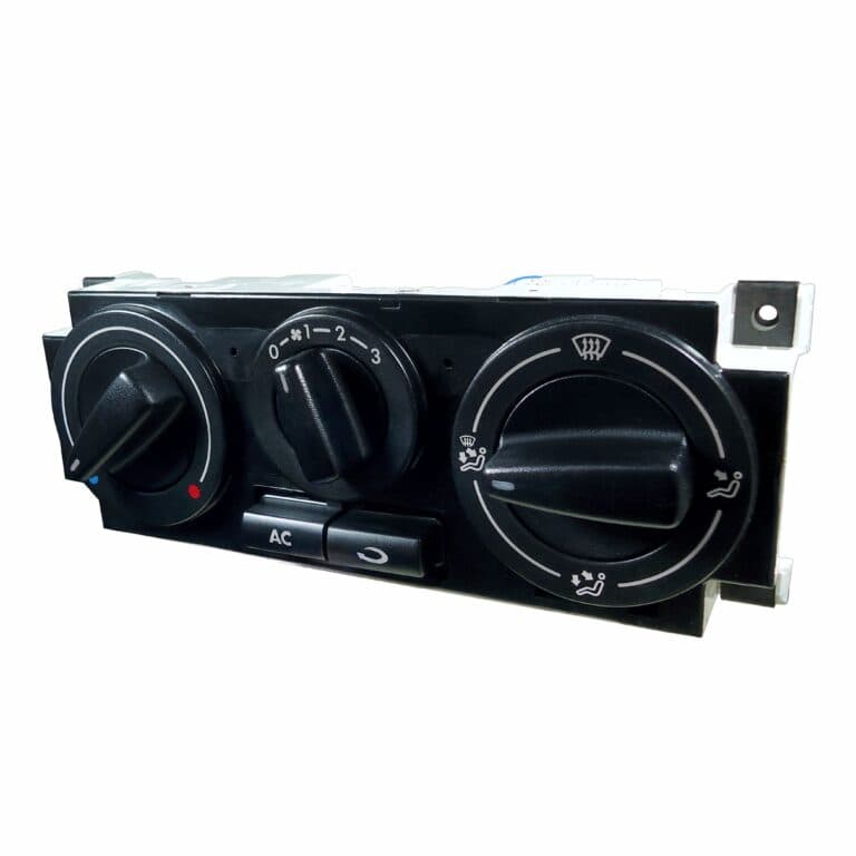 PAINEL CONTR.  AR COND. VW CONSTELLATION WORKER 24